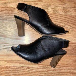 Life Stride Simply Comfort Peep Toe Heel